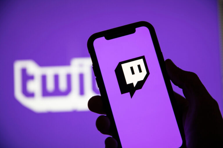 London,,Uk,-,April,30,2020:,Twitch,Game,Live,Streaming